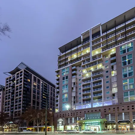 Oaks Adelaide Embassy Suites-3